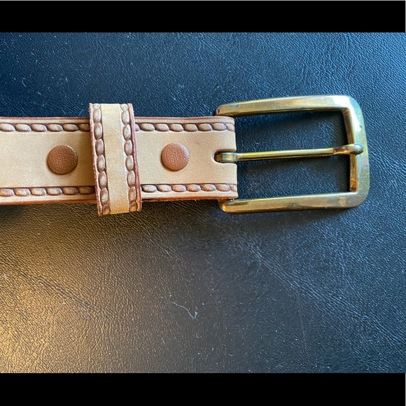 Vintage Brown 30” cowhide belt- Gem Dandy - Picture 3 of 6